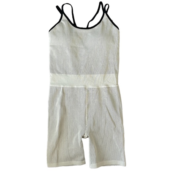 Calvin Klein Performance Seamless Thick Rib Unitard Beige - Picture 3 of 8